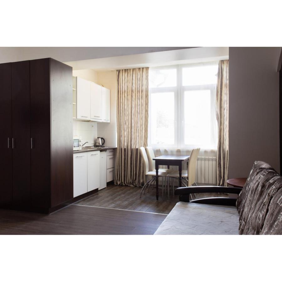 Studio Apartments In The City Center Jarkov Exterior foto
